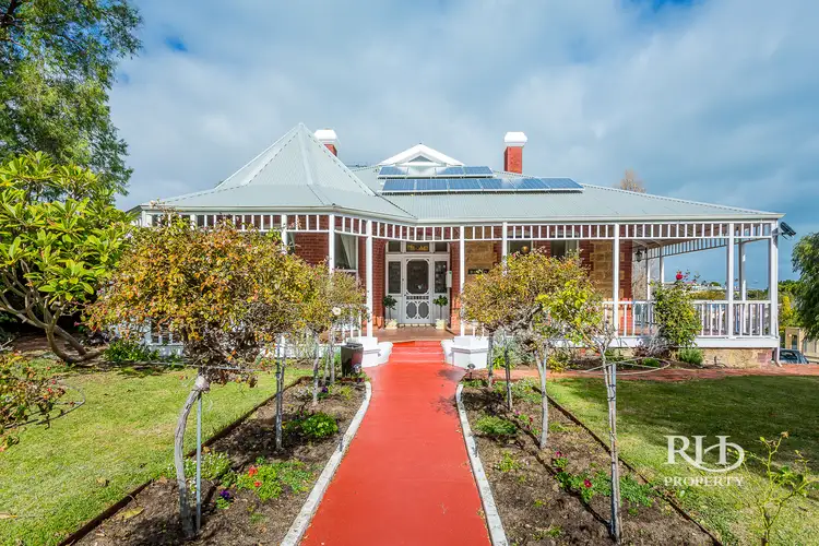 6 Fraser Street, East Fremantle WA 6158