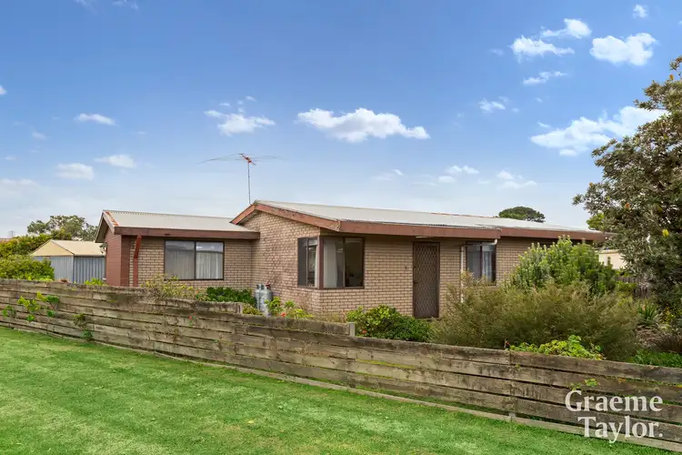 1 Valda Avenue, Indented Head VIC 3223