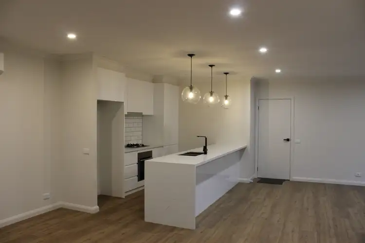 Third view of Homely house listing, 6/17 Bakewell Street, North Bendigo VIC 3550
