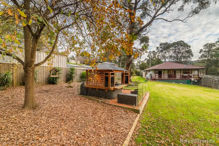 12 Caroline Avenue, Cockatoo VIC 3781