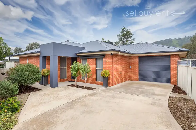 Main view of Homely unit listing, 2/118 DE KERILLEAU DRIVE, Wodonga VIC 3690