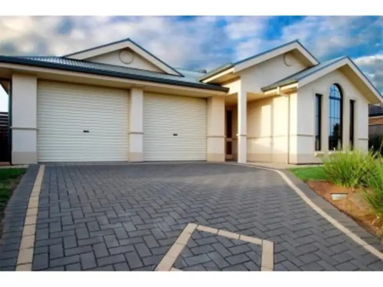 3 Overland Crescent, Sheidow Park SA 5158