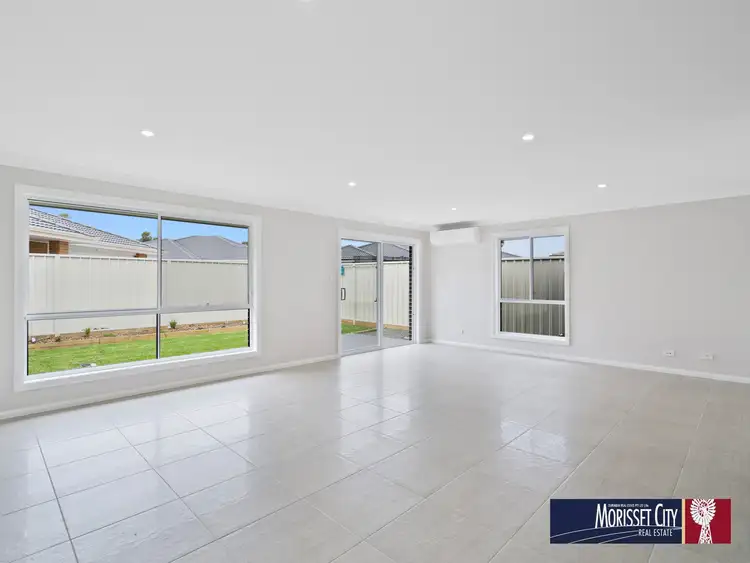 Sixth view of Homely house listing, 2/68 Freemans Drive, Morisset NSW 2264