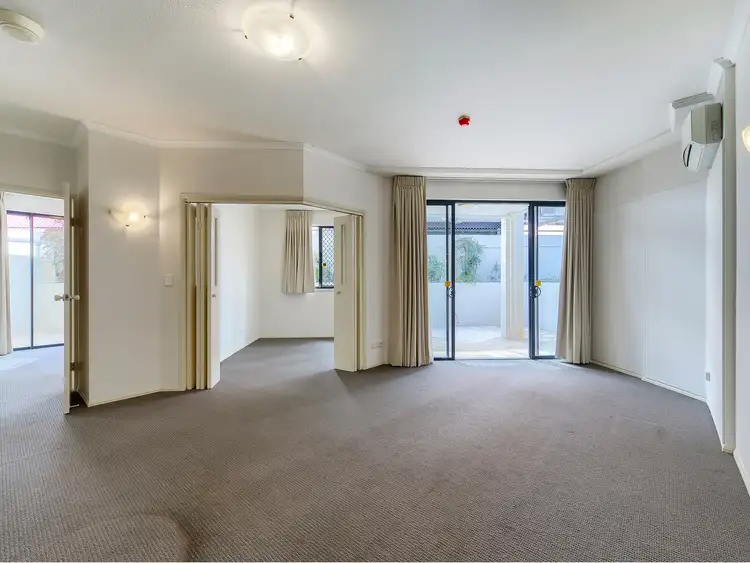 Fifth view of Homely apartment listing, 001/5 Edmondstone Street, South Brisbane QLD 4101