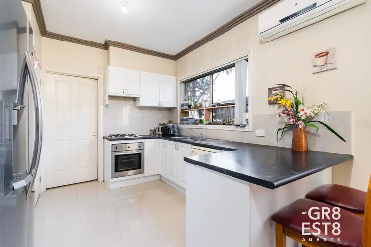 Fourth view of Homely house listing, 2/42 Kirkwood Crescent, Hampton Park VIC 3976