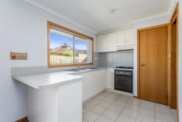 Second view of Homely unit listing, 4/24 Broadway, Bonbeach VIC 3196