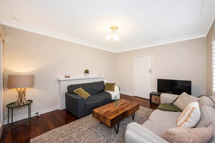 Fifth view of Homely semi-detached listing, 1/451 CRAWFORD ROAD, Dianella WA 6059