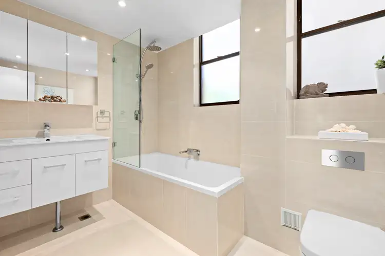 Fourth view of Homely apartment listing, 3/366 Edgecliff Road, Woollahra NSW 2025