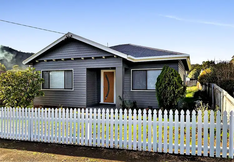61 Hobart Road, New Norfolk TAS 7140