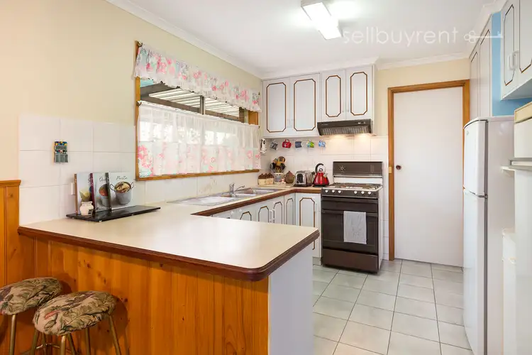 Second view of Homely house listing, 7 EDINBURGH CIRCUIT, Wodonga VIC 3690