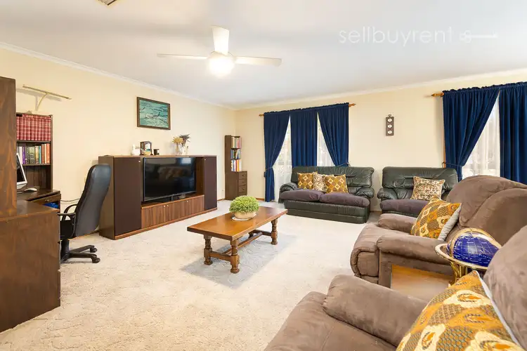 Sixth view of Homely house listing, 7 EDINBURGH CIRCUIT, Wodonga VIC 3690