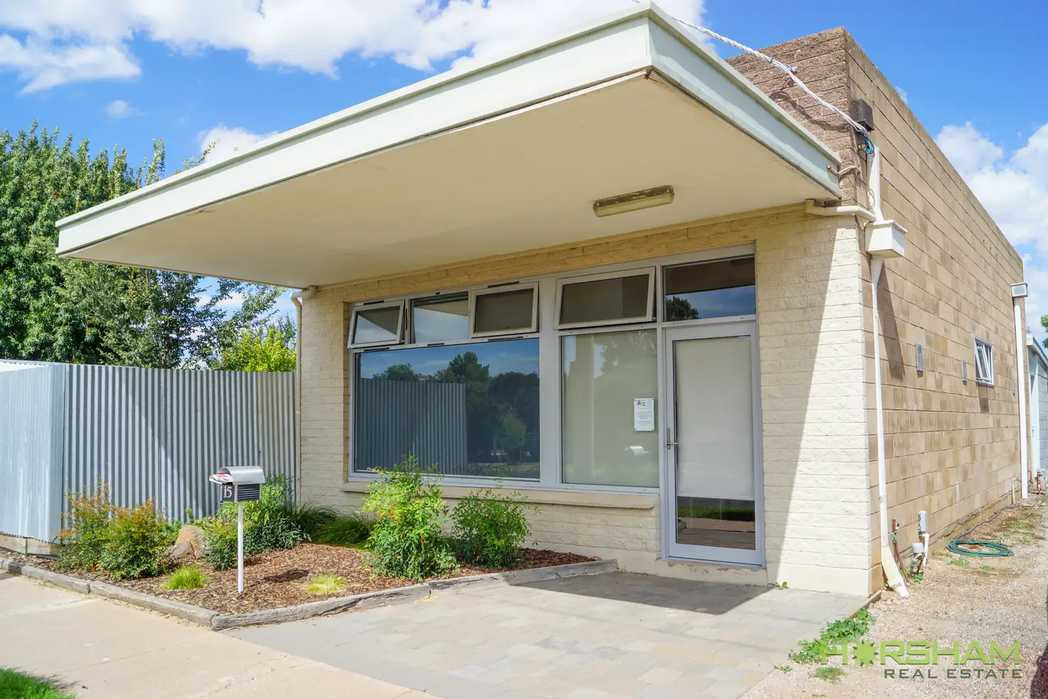 Main view of Homely unit listing, 15 Edith Street, Horsham VIC 3400