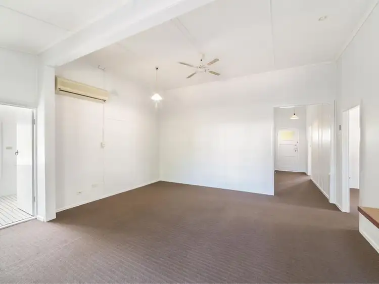 1/15 Maynard Street, Woolloongabba QLD 4102
