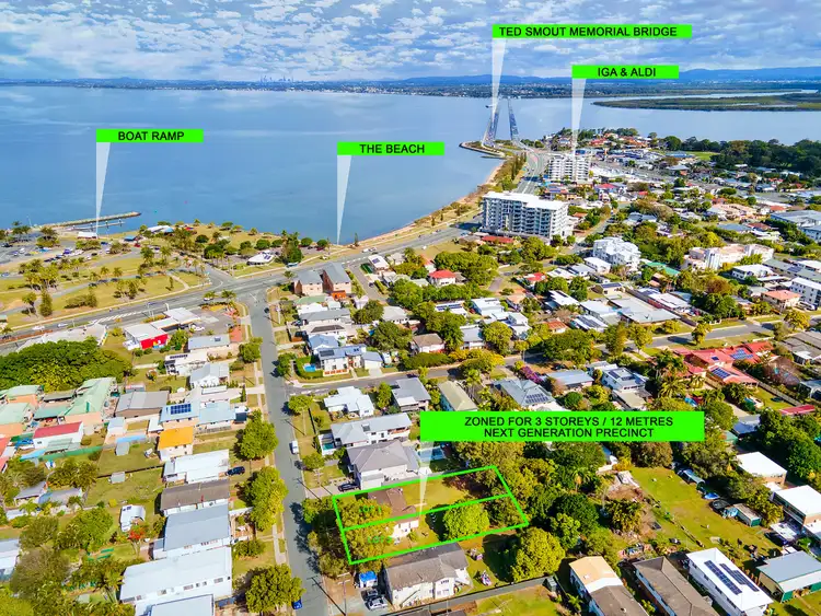 19 Thomas Street, Clontarf QLD 4019