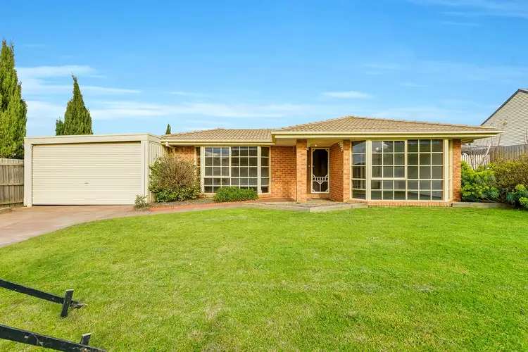 2 Mcleod Drive, Darley VIC 3340