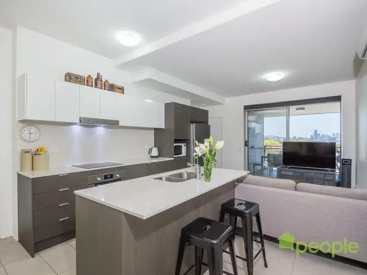Sixth view of Homely unit listing, 11/28 Chatsworth Road, Greenslopes QLD 4120