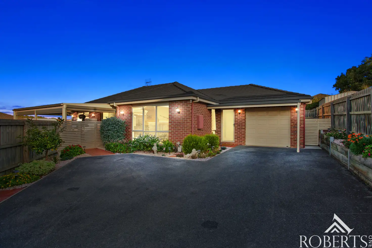Main view of Homely townhouse listing, 2/21 Toal Drive, Warrnambool VIC 3280