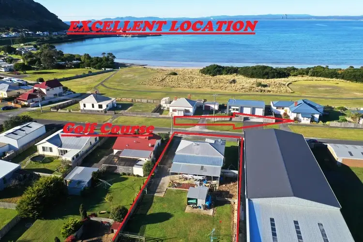 30 Marine Esplanade, Stanley TAS 7331