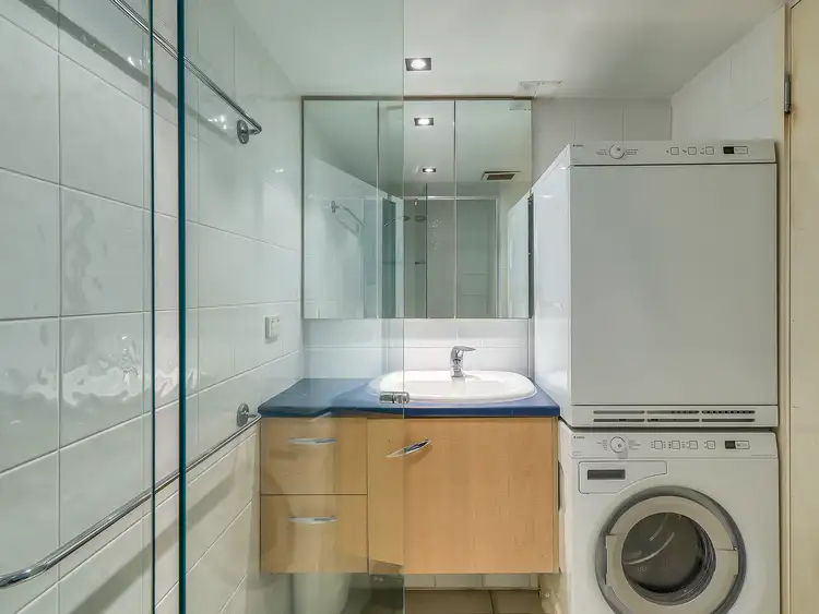 Sixth view of Homely apartment listing, 2/91 Dornoch Terrace, Highgate Hill QLD 4101