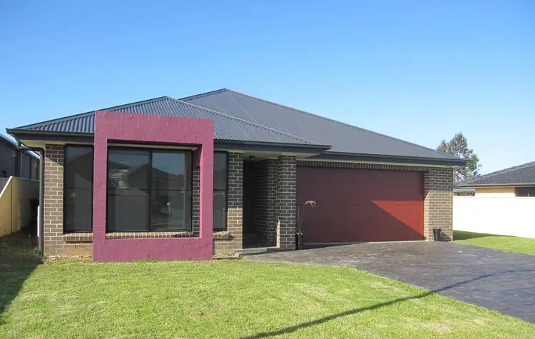 38 Golden Ash Close