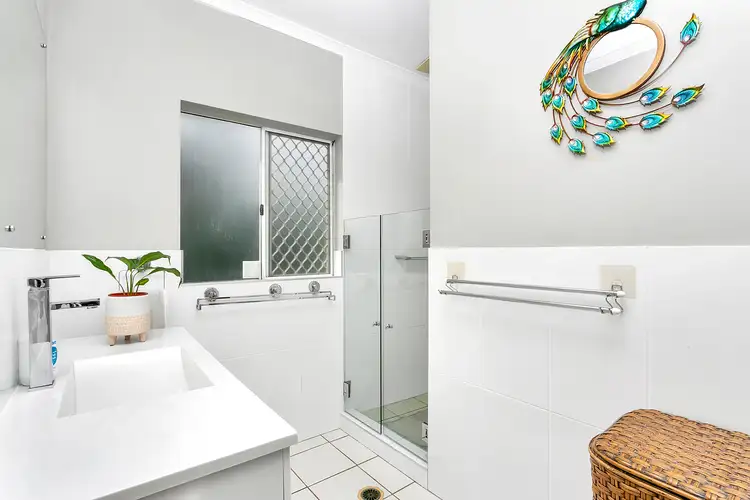 Sixth view of Homely unit listing, 2/28 Valmadre Street, Caravonica QLD 4878