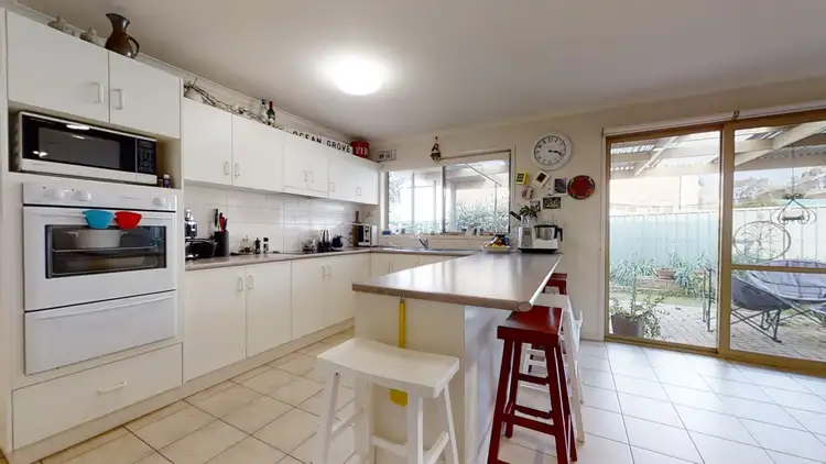 Second view of Homely house listing, 8 Emma Place, Quarry Hill VIC 3550