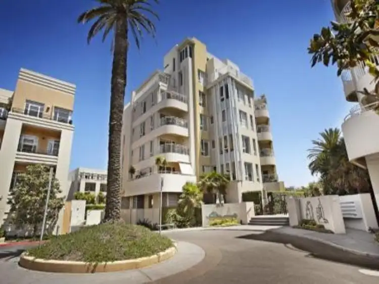 53/3 Seisman Place, Port Melbourne VIC 3207