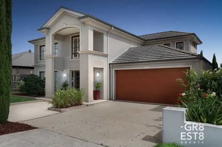 14 Baddeley Circuit, Cranbourne North VIC 3977