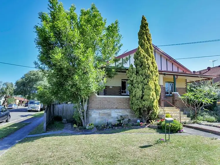 39 Tabrett St, Banksia NSW 2216