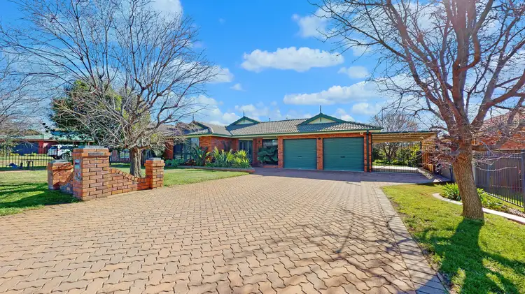 42 Eden Park Avenue, Dubbo NSW 2830