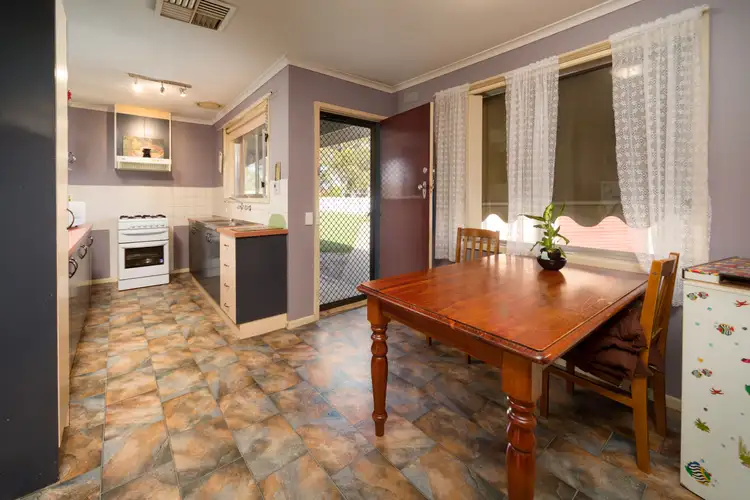 Fifth view of Homely house listing, 5 OSLO COURT, Wodonga VIC 3690
