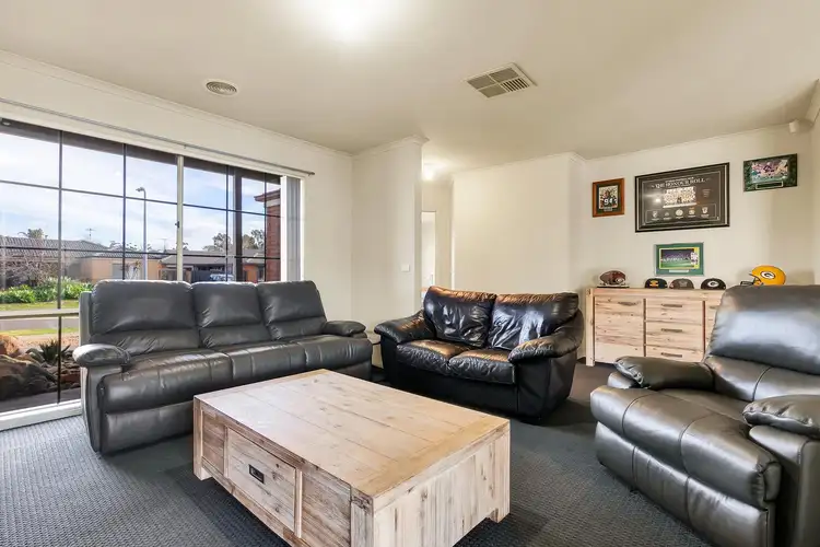 Fourth view of Homely house listing, 2 Richardson Court, Maddingley VIC 3340