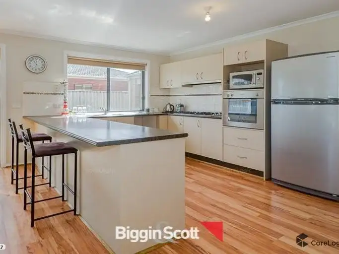 Sixth view of Homely house listing, 7 Violet Way, Cranbourne VIC 3977