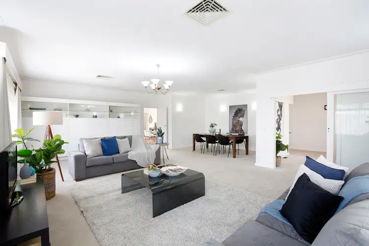 5 Ridge Road, Greensborough VIC 3088