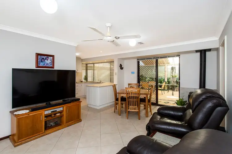 Sixth view of Homely house listing, 2 Talwood Place, Halls Head WA 6210