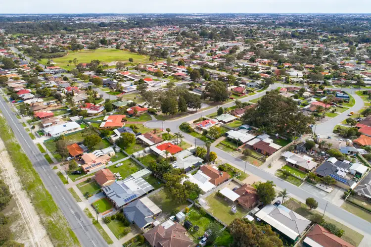 Second view of Homely house listing, 27 Dwyer Crescent, Gosnells WA 6110