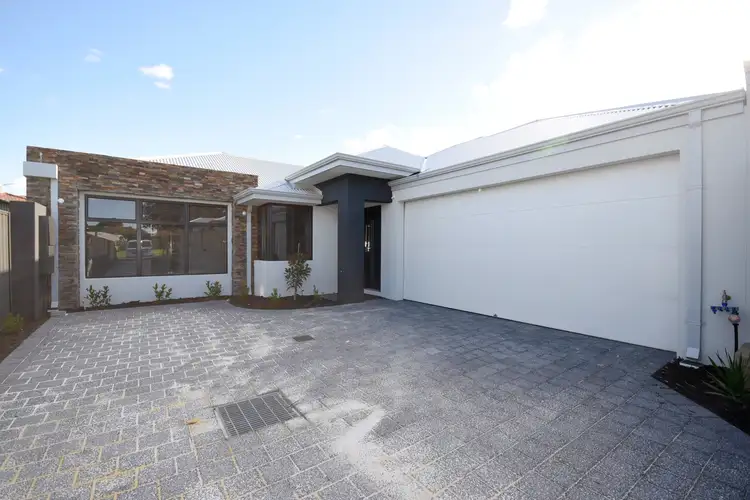 2/3 Abbott Way, Wilson WA 6107
