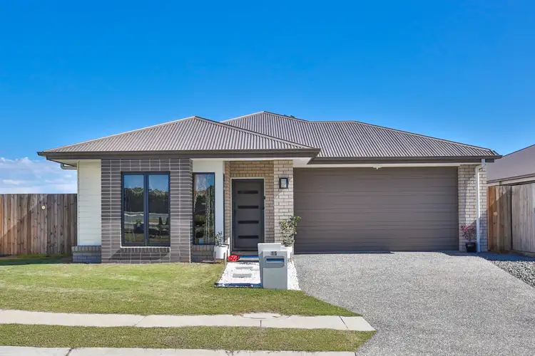 15 Invergarry Circuit, Heathwood QLD 4110