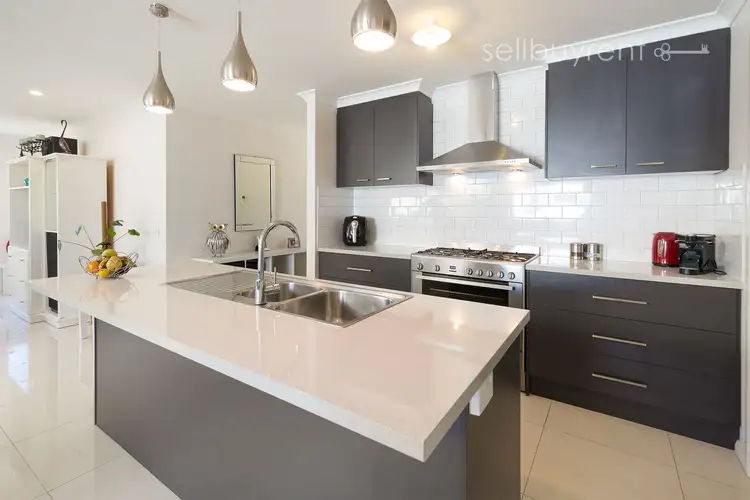 Second view of Homely house listing, 45 DAINTREE WAY, Wodonga VIC 3690