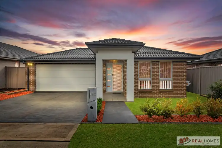 182 Lakeside Parade, Jordan Springs NSW 2747