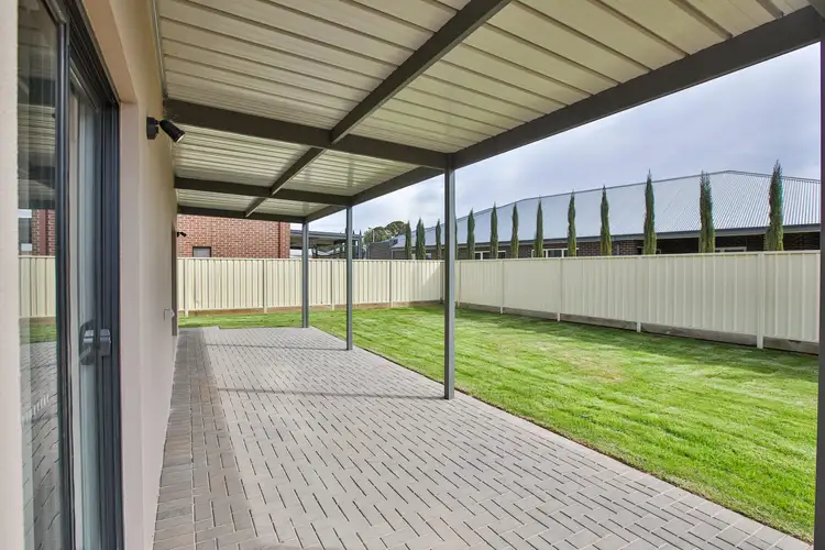 Fifth view of Homely house listing, 2/7 Toorak Drive, Irymple VIC 3498