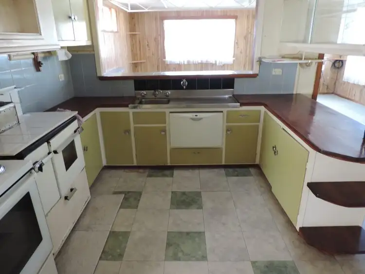 Second view of Homely house listing, 8 Pavone Road, Gunbower VIC 3566