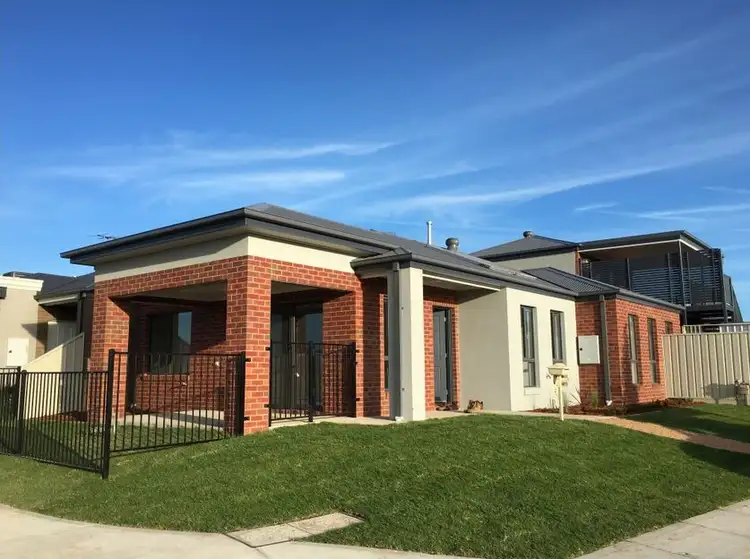 40 Daintree Way, West Wodonga VIC 3690