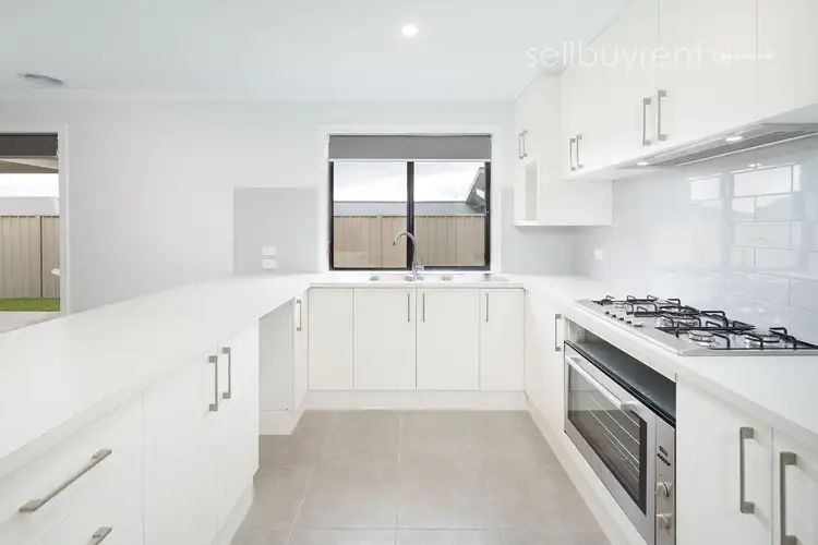 Fourth view of Homely house listing, 35 DARTNELL CRESCENT, Wodonga VIC 3690