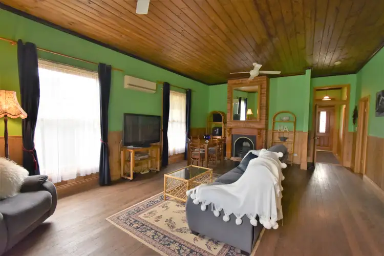Main view of Homely house listing, 122 HIGH STREET, Beechworth VIC 3747