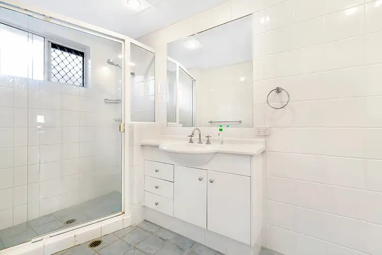Fifth view of Homely unit listing, 4/22 Tamborine Street, Mermaid Beach QLD 4218