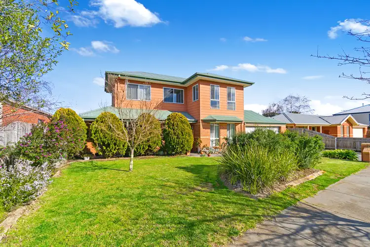 Second view of Homely house listing, 6 Greenaway Court, Sale VIC 3850