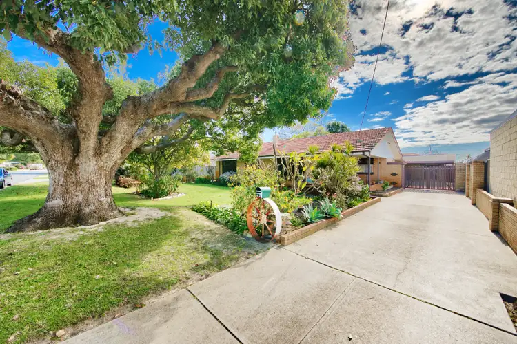 42 VALERIE STREET, Dianella WA 6059