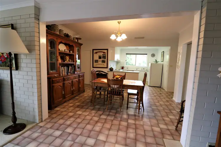 Sixth view of Homely house listing, 5 Steuart Court, Kerang VIC 3579
