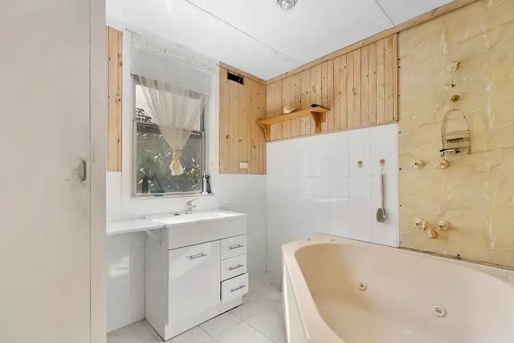 Third view of Homely house listing, 32 Ellen Avenue, Seaspray VIC 3851